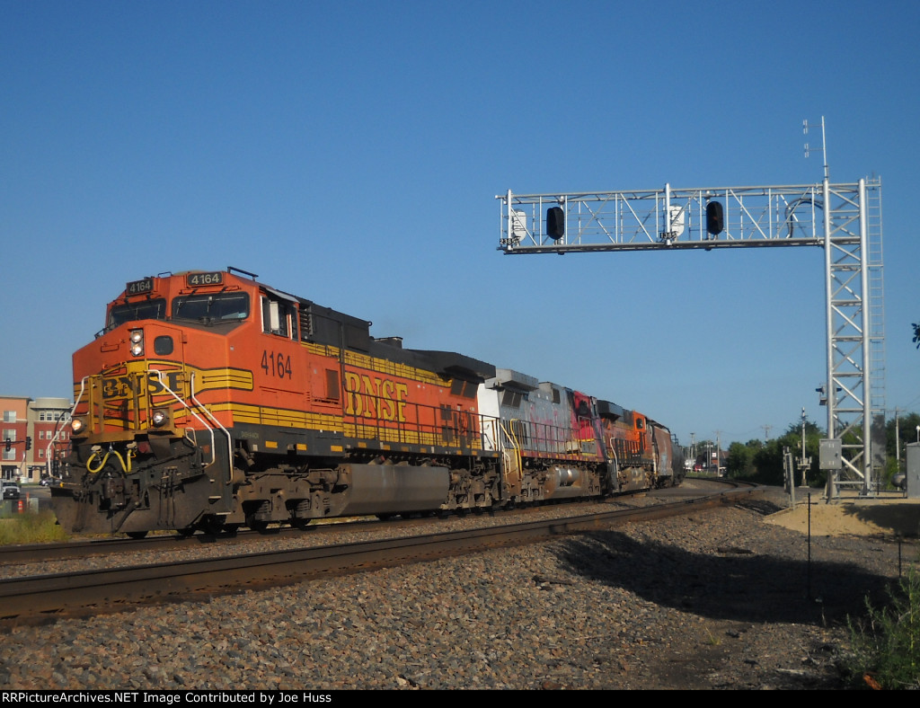 BNSF 4164 East